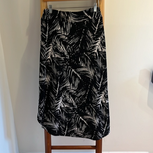 Vermilli asymmetrical palm print skirt size L - Picture 4 of 5